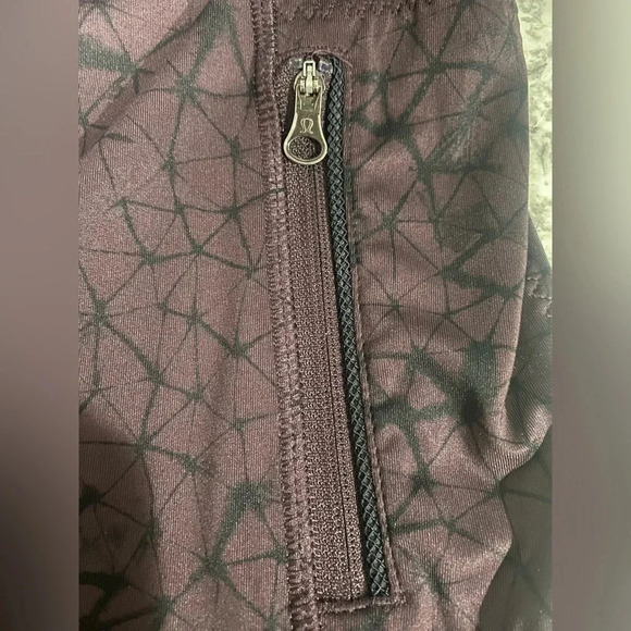 Lululemon Inspire 7/8 Tight II Luxtreme/Mesh Star Crushed Black Cherry size 4 - Picture 8 of 9